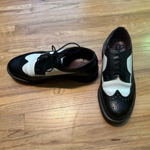 Dr Martens Bex Brogue Wingtip Shoes Doc Platform Black White Women’s Size 8
